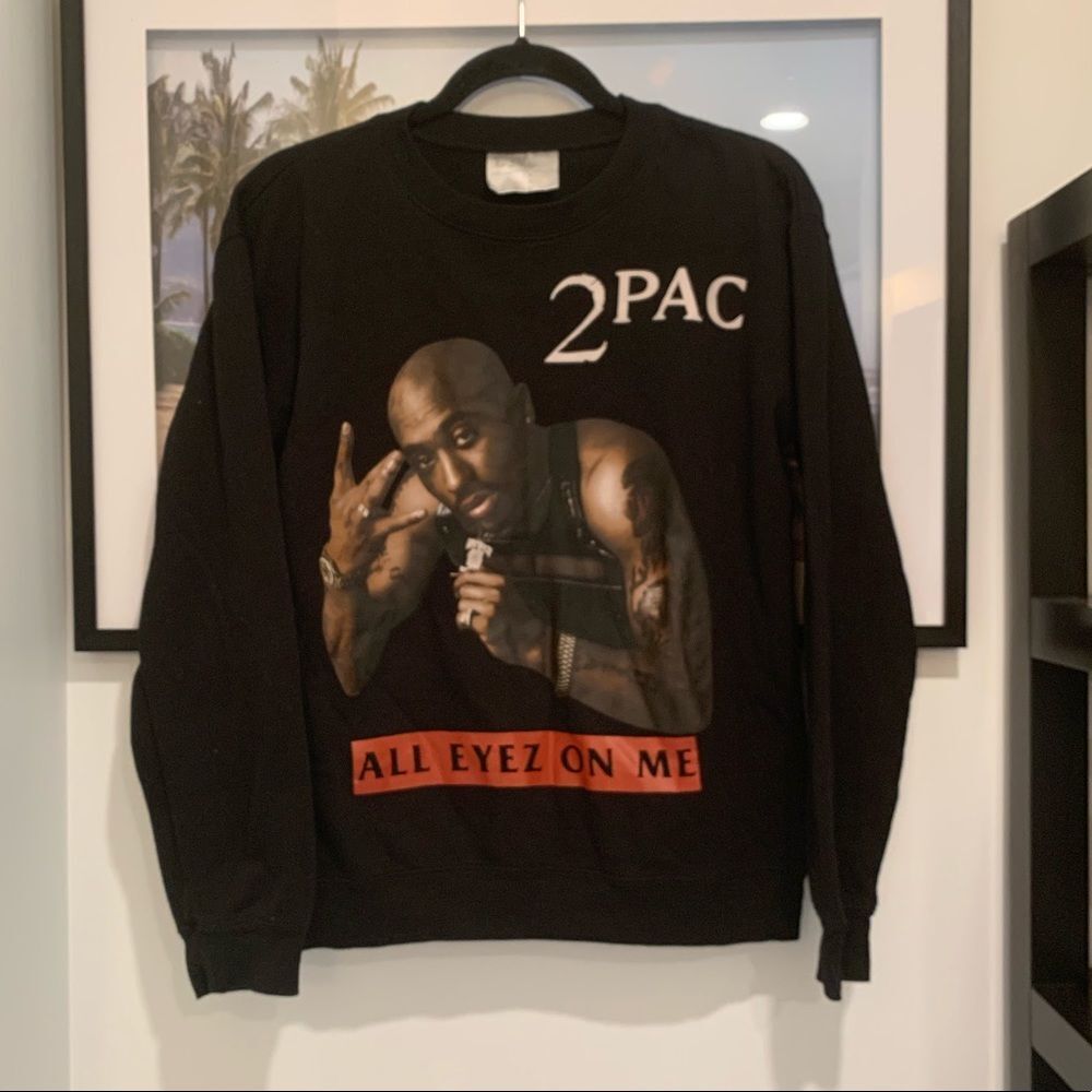 Vintage Black 2PAC 'All Eyez On Me' Graphic Sweatshirt